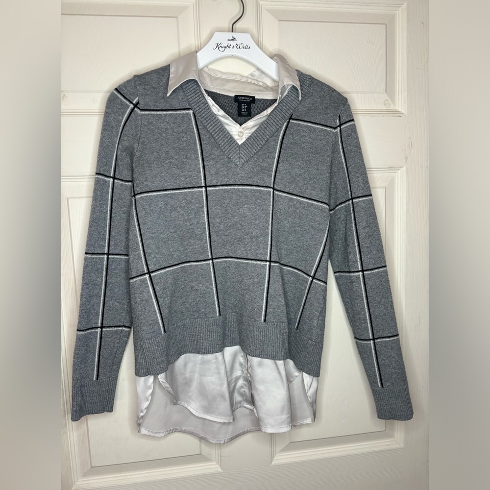 Gray long sleeve sweater